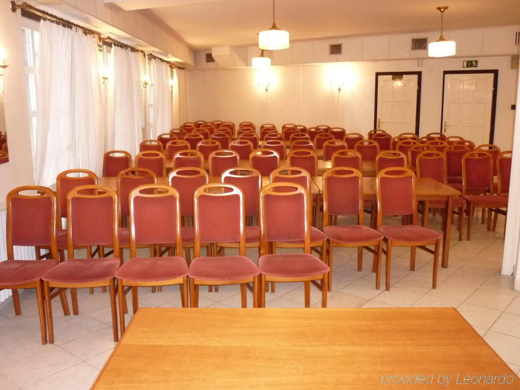Budai Hotel Budapest Exterior photo